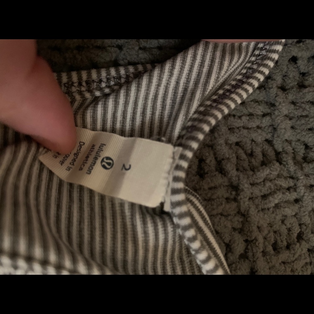 LULULEMON Tank Top - Picture 2 of 2